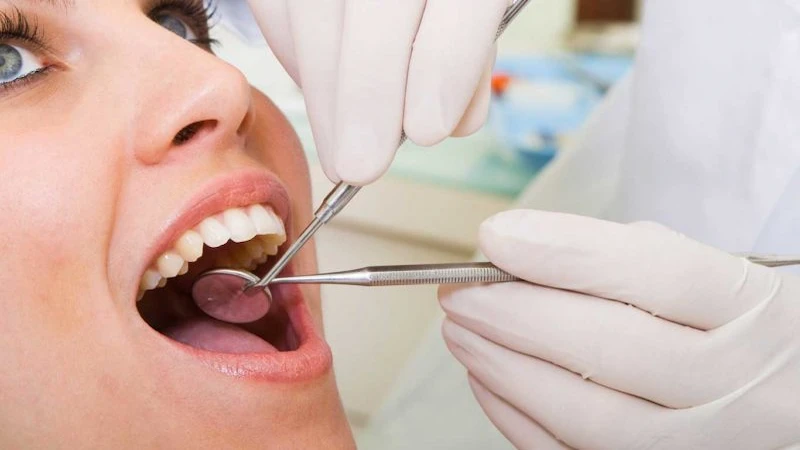 How to Find the Best Dental Implants Near Me